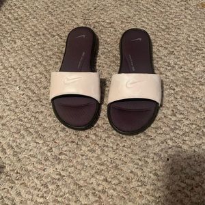 Nike Sandals Size 10